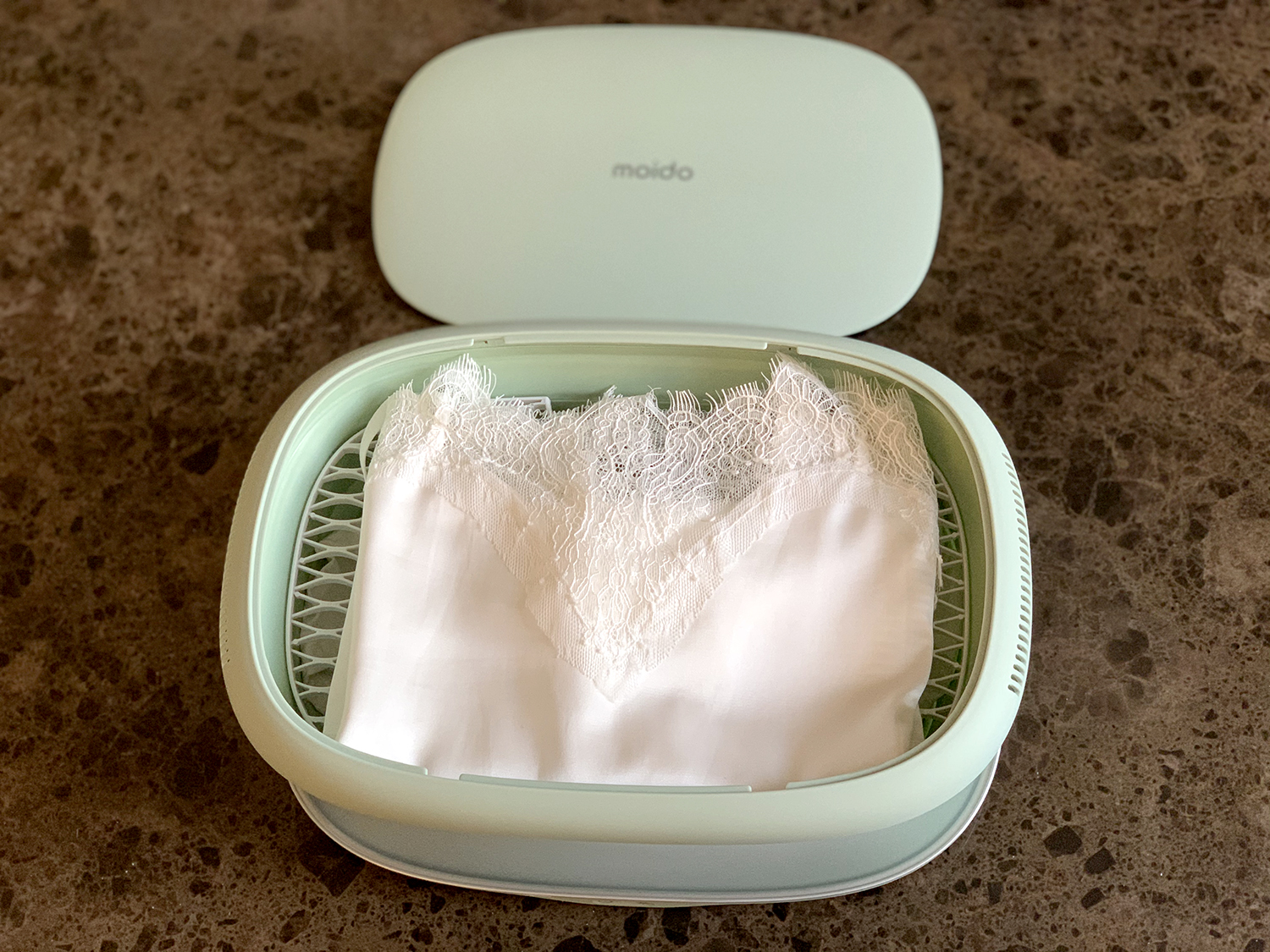 拒绝衣物阴干和异味，一份靠谱的衣物消毒烘干盒选购指南