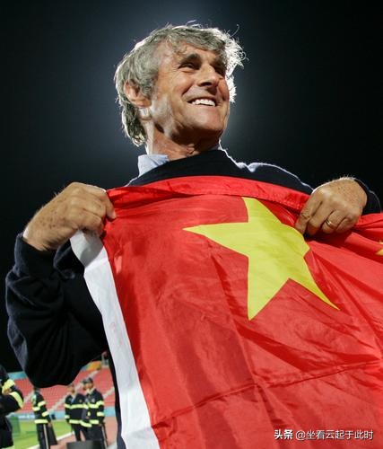 中国足球踢不好的根本原因,中国的足球为什么踢不好