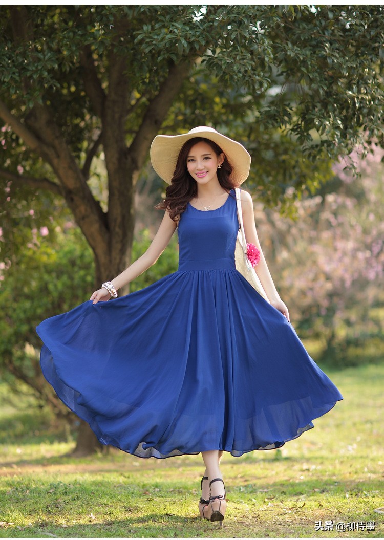 度假风连衣裙拍照姿势技巧,夏日裙子摄影