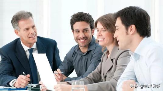 面对消极的同事怎么办,面对员工消极对待工作该如何处理