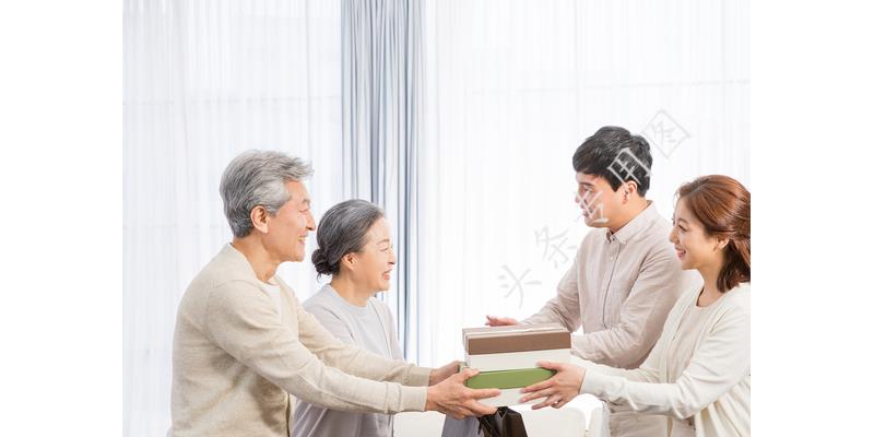 父母瘫痪要辞职照顾吗,为了照顾瘫痪在床的父母辞职