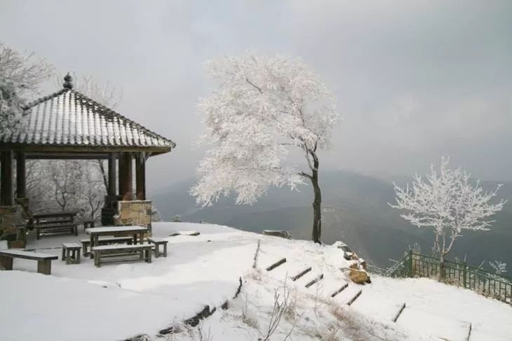 莫干山3家不容错过网红民宿，泡暖心温泉私享冬日雪景丨南方民宿