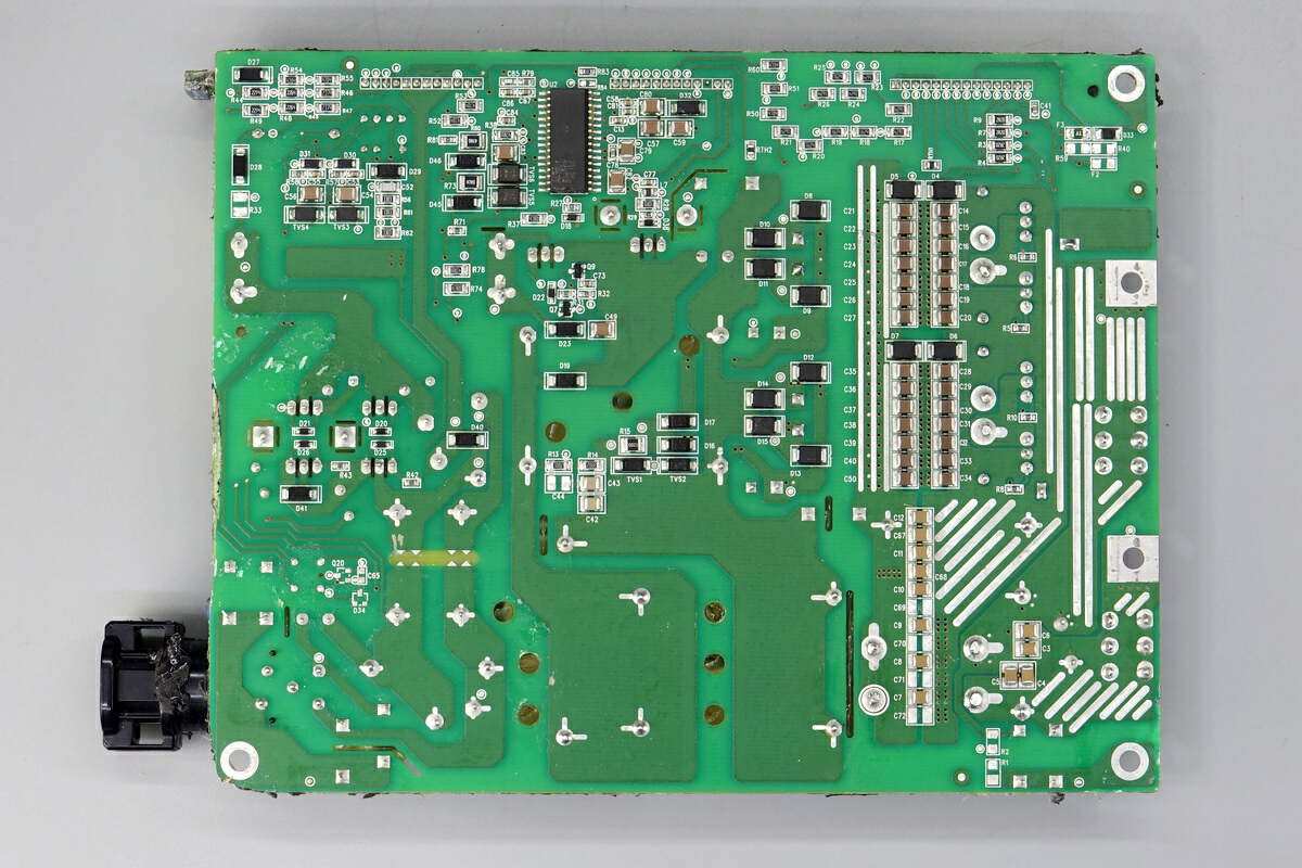 昱能光伏逆变器,昱能逆变器拆解