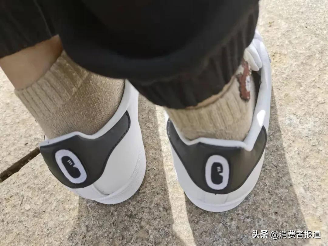 阿迪达斯卖假货举报有奖,阿迪达斯欺诈消费者