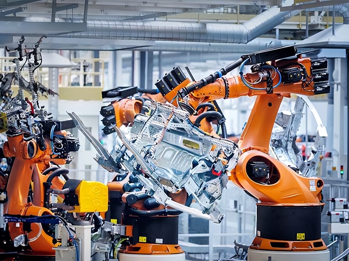 爬壁焊接机器人的前景,焊接机器人操作与编程