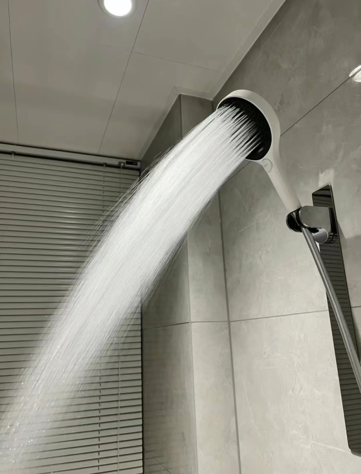 入住一年后浴室柜体验,入住一年卫生间