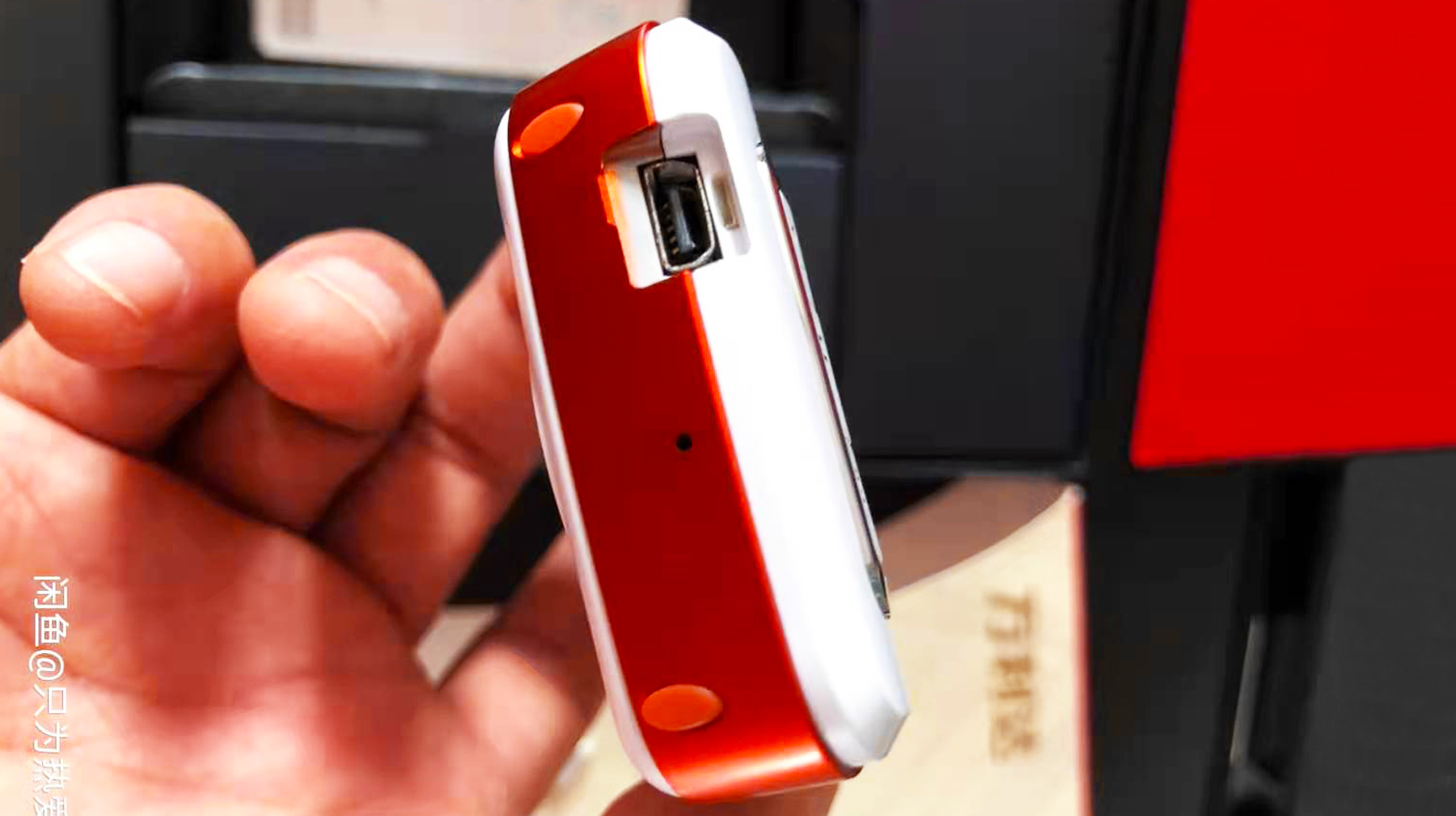 国产手机里的音乐旗舰，体验一台旧万利达mv218，专为听歌设计