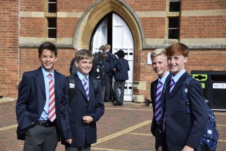 牛津中学,牛津中学美国