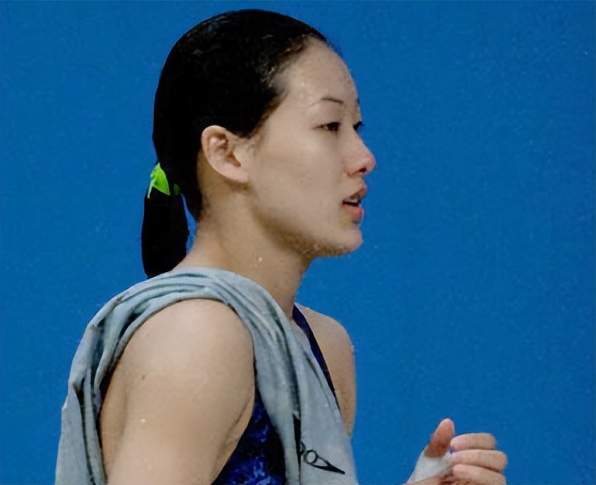 跳水皇后伏明霞嫁给了谁,跳水女皇伏明霞吴敏霞