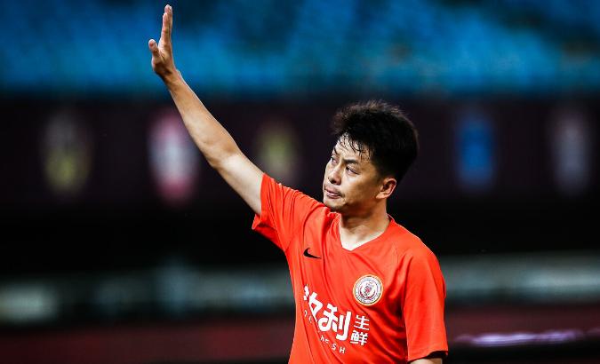 青岛黄海足球大事记！青岛足球队恐无缘中国足球职业联赛