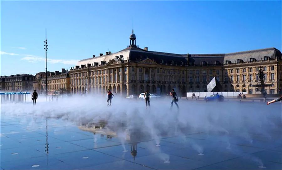 波尔多水镜广场设计,波尔多水镜广场游玩攻略