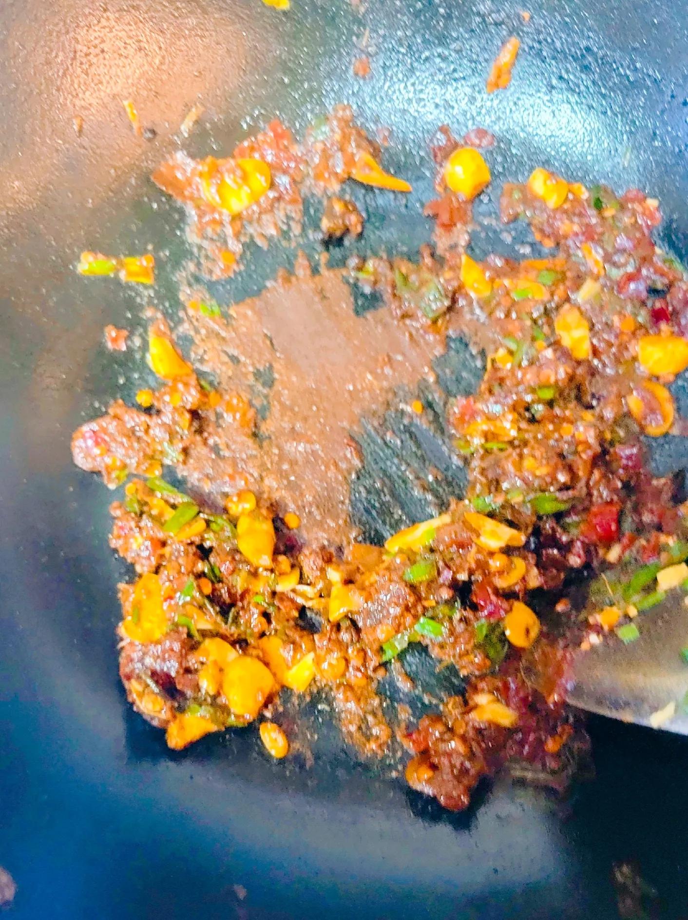 螺蛳怎么煮入味,贵州炒麻辣螺丝教学