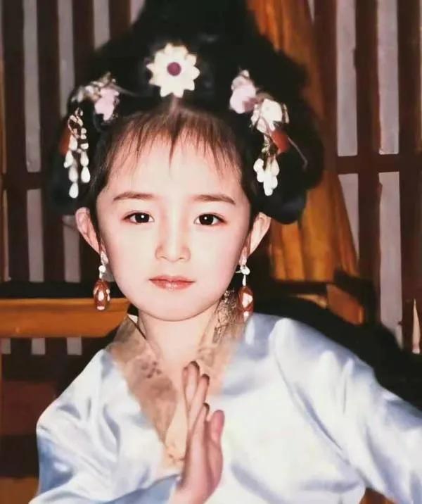 杨幂多有钱呀,杨幂多有钱