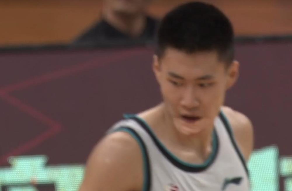 回顾当年辽宁男篮的比赛,辽宁男篮单节50分郭艾伦