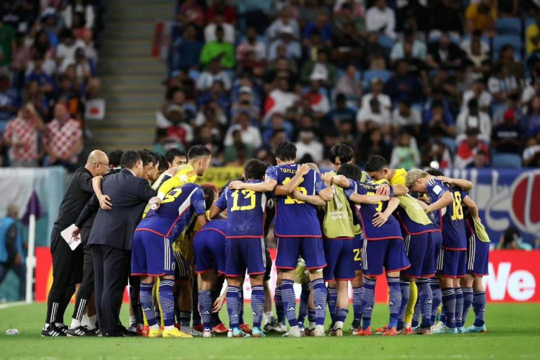 日本足球横扫亚洲了吗,日本足球踢过半决赛还是八强