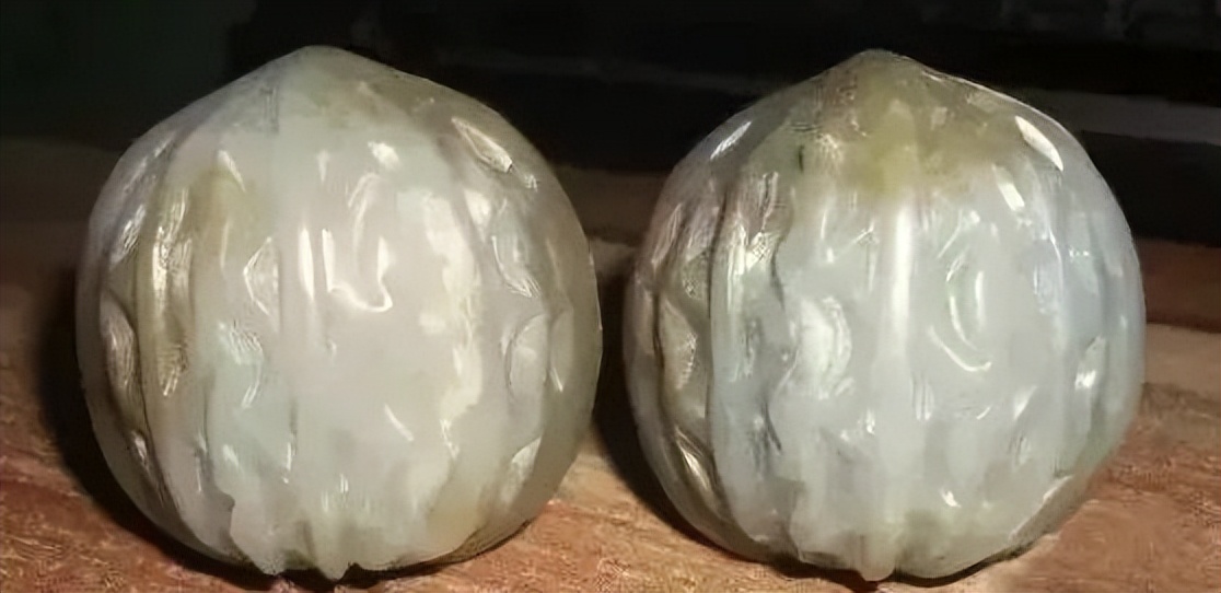 文玩圈里的怪现象,有真的可人家偏偏要买假的