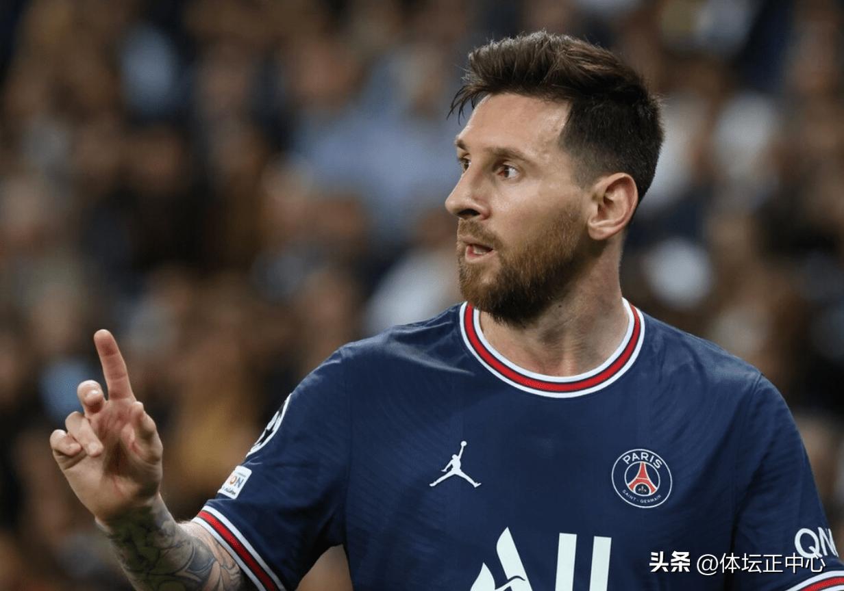 姆巴佩梅西在巴萨续约要求被曝,姆巴佩续约巴黎圣日耳曼发布会