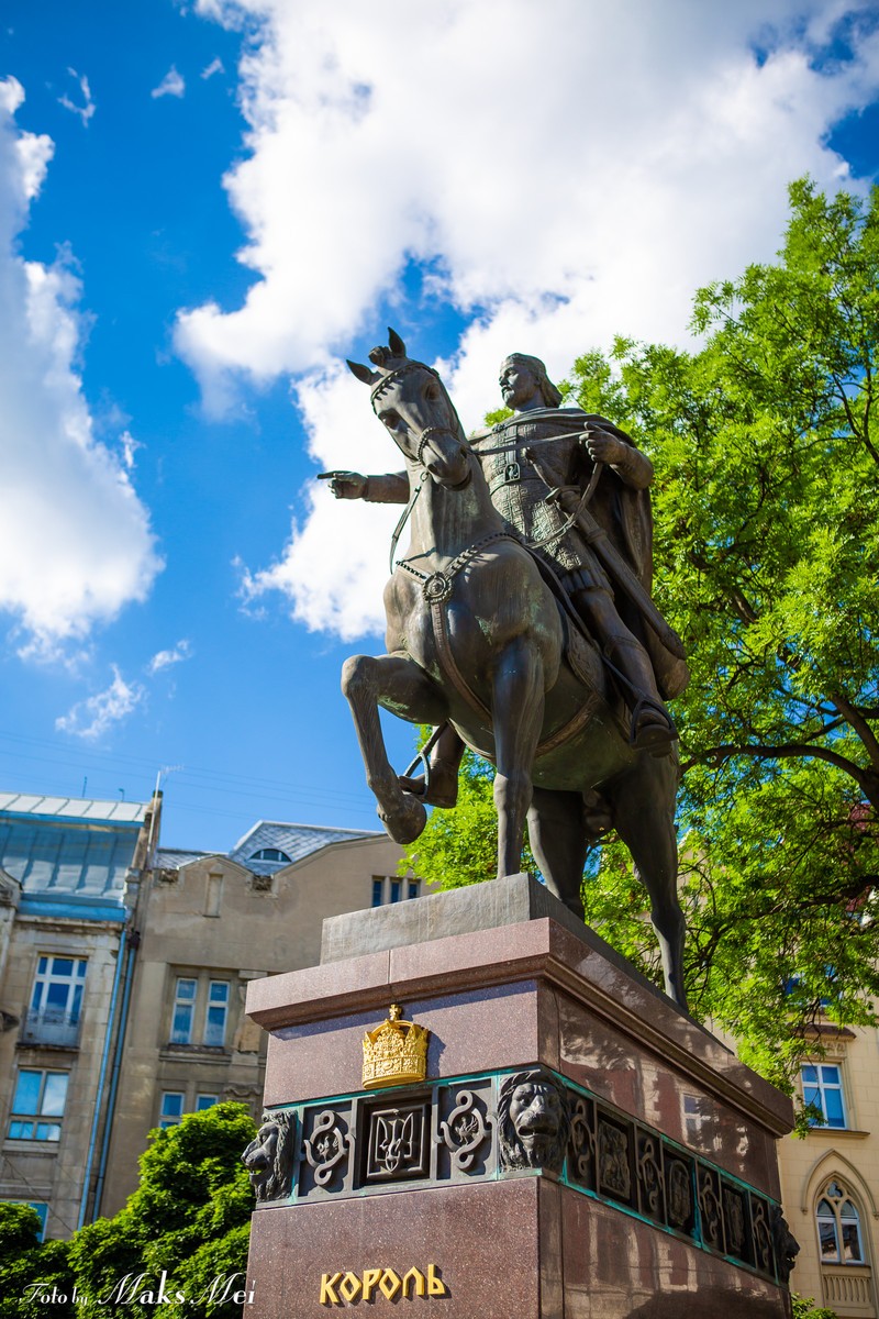 利沃夫是波兰还是乌克兰的,波兰乌克兰利沃夫