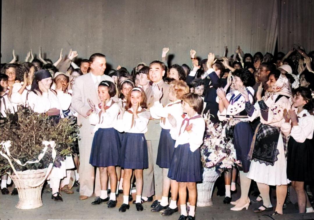 忆敬爱的周恩来总理