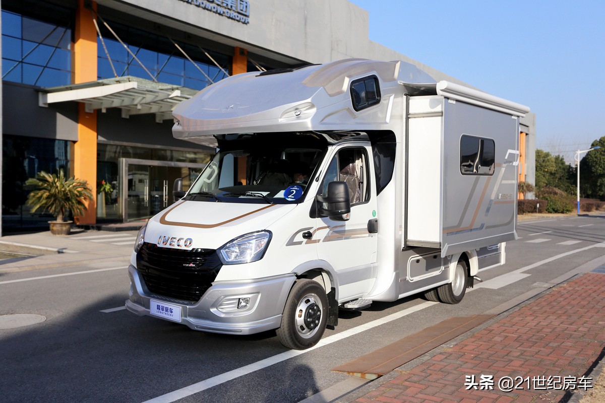 家用大空间6座推荐,适合家用的两厢大空间