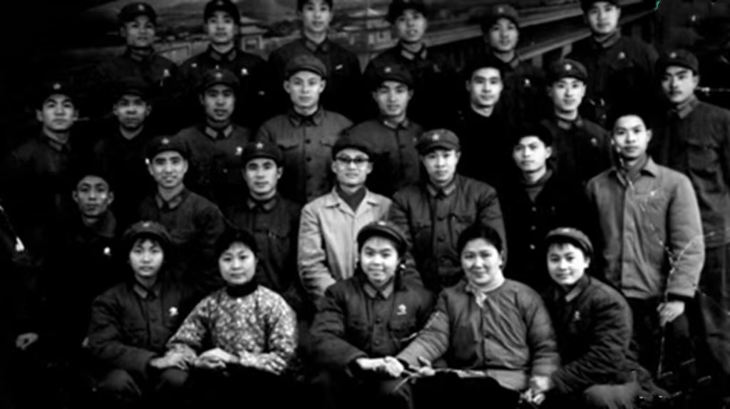 简论新时期军队基层文化工作,部队基层文化活动