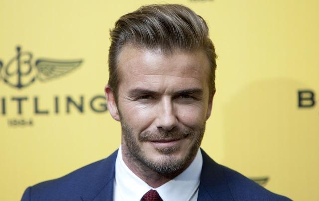 负债21亿住豪宅,负债6亿住17万酒店