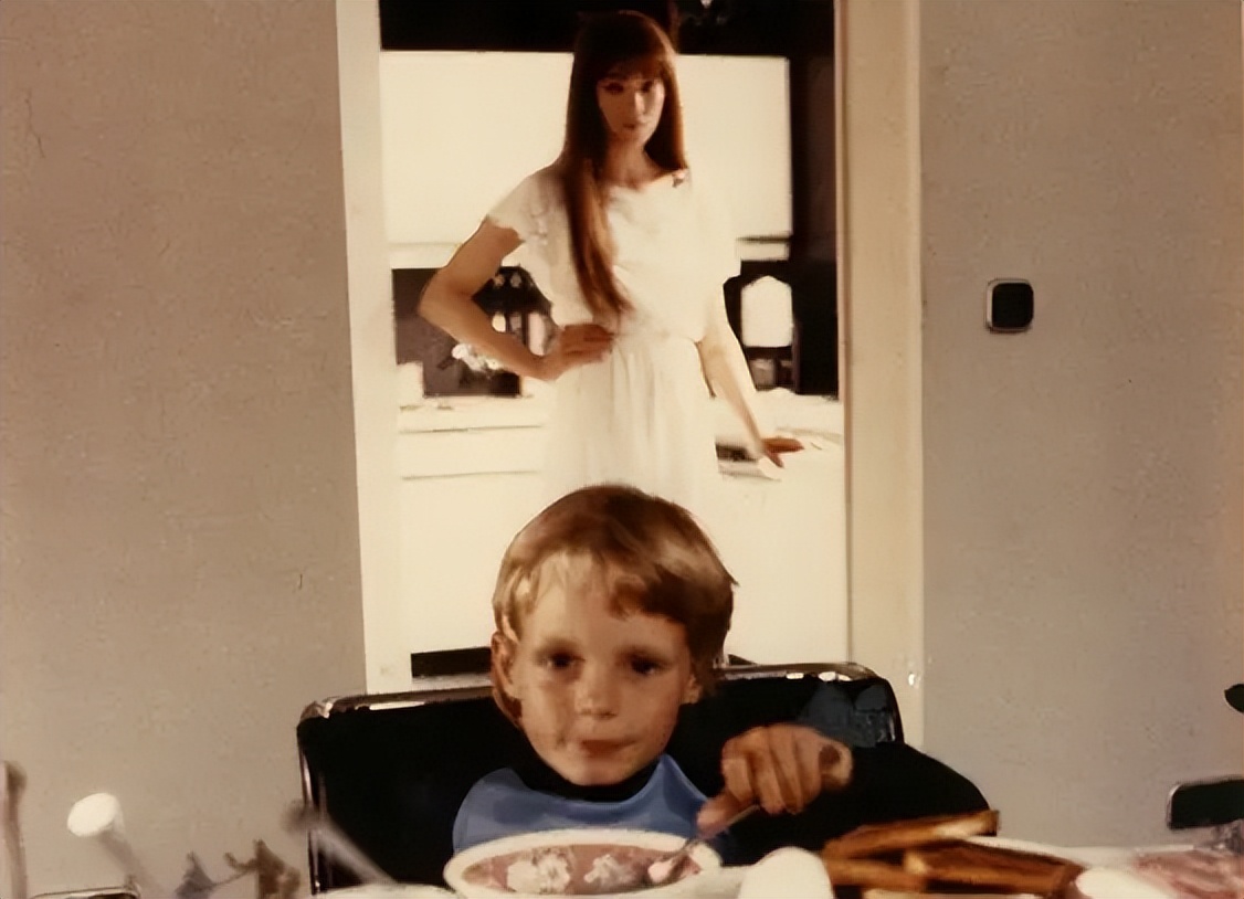 疯魔阿佳妮,阿佳妮疯魔角色