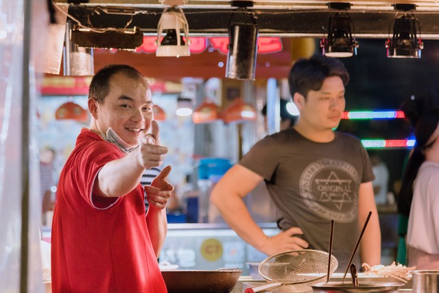 买凉菜鸭脖一年挣40万,卖绝味赚钱吗