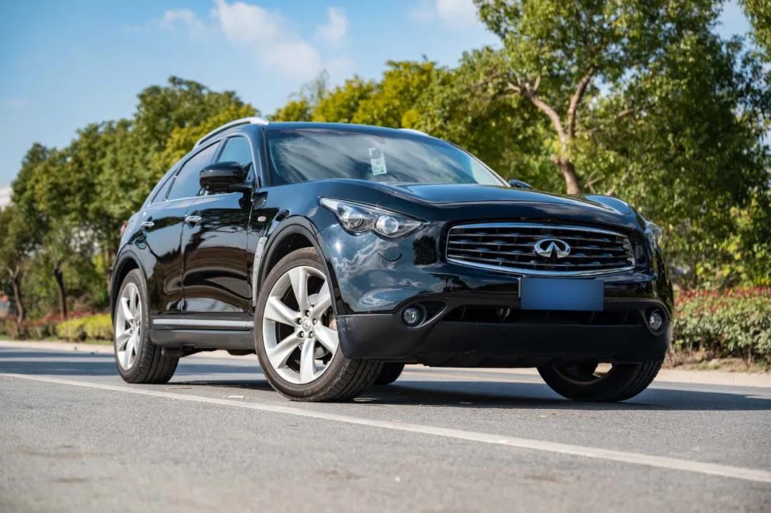 最新到店12款英菲尼迪fx35,买二手英菲尼迪fx35功能介绍
