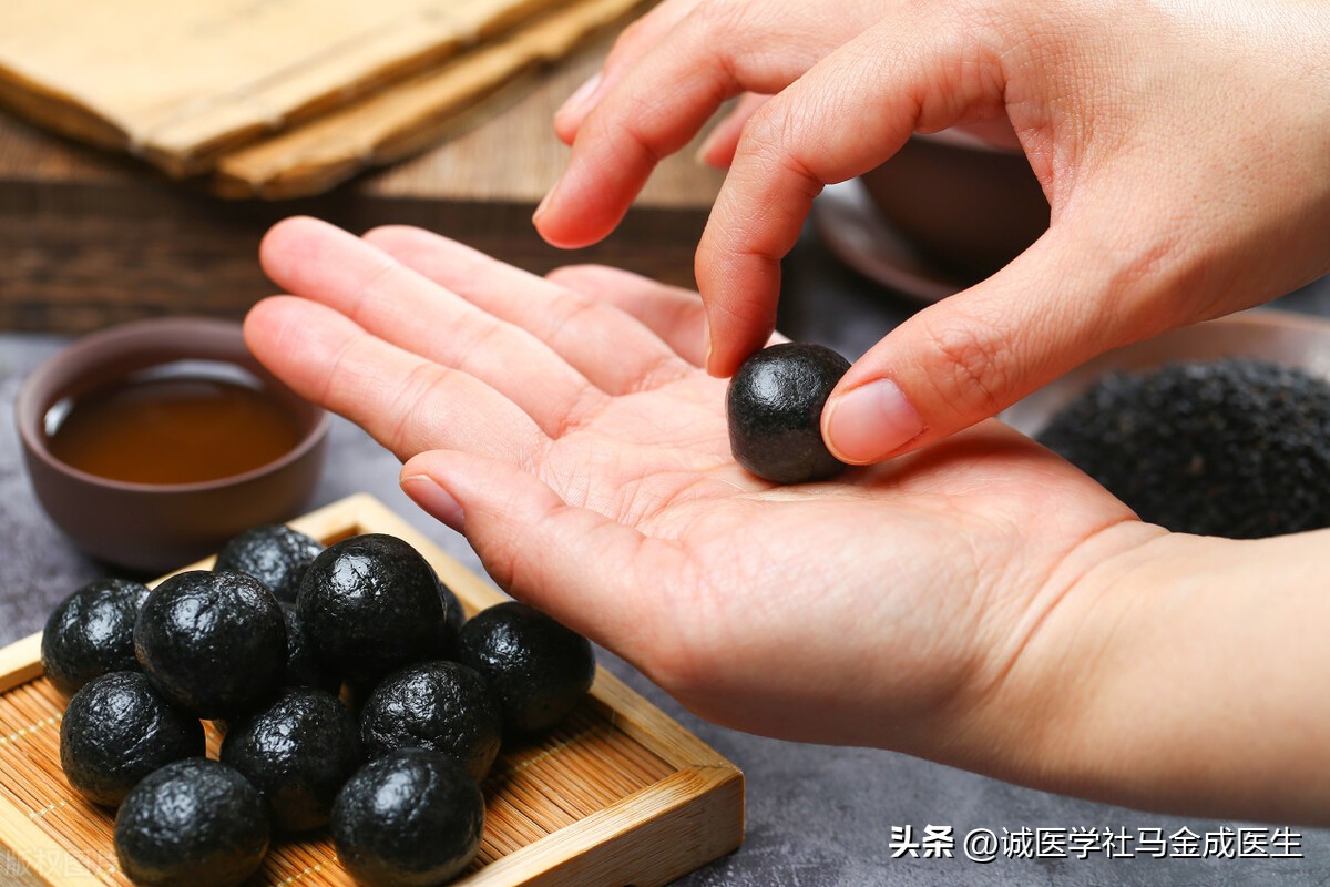 风寒感染新冠吃什么药,新冠感染用药一定要注意