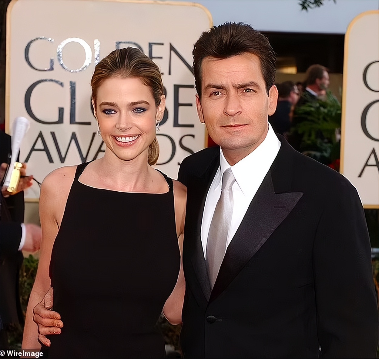 美国18岁星二代卖裸照赚钱？明星父亲痛骂，网友呛：渣男还有脸说