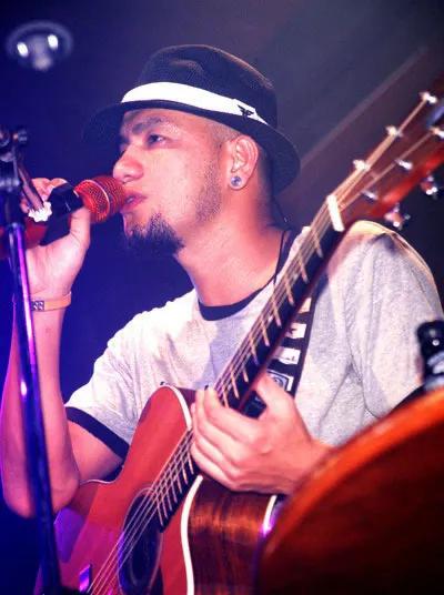 哇咔咔,释小龙原来和陈奕迅还有渊源