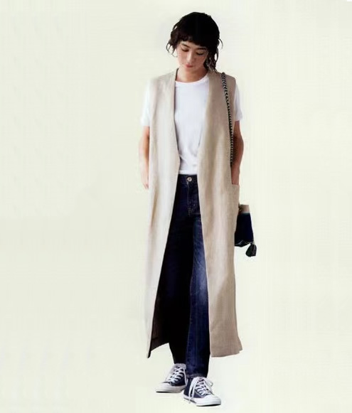 女生穿运动鞋最时尚的穿搭,宽松t恤女中长款搭配什么鞋