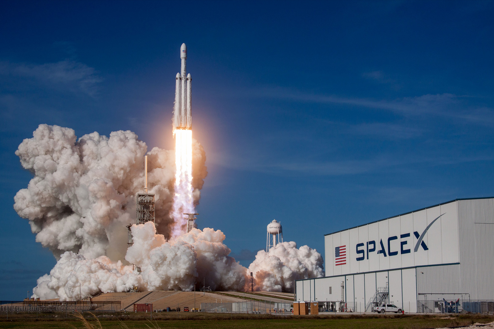 马斯克spacex要门票吗,马斯克的spacex值多少钱