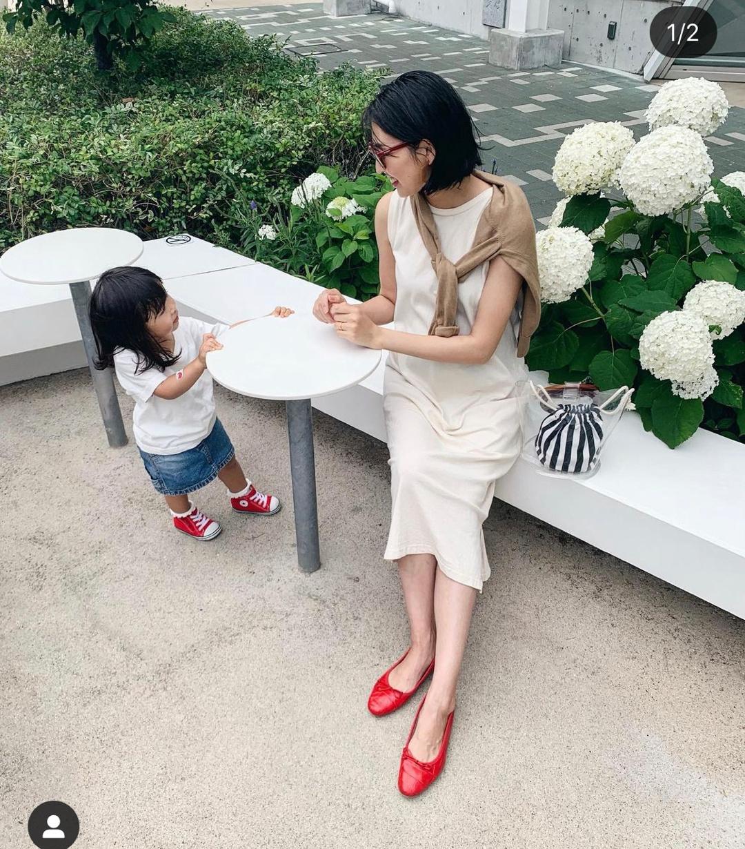 芭蕾鞋不只舒适这么穿更时髦,芭蕾风鞋潮软不累脚