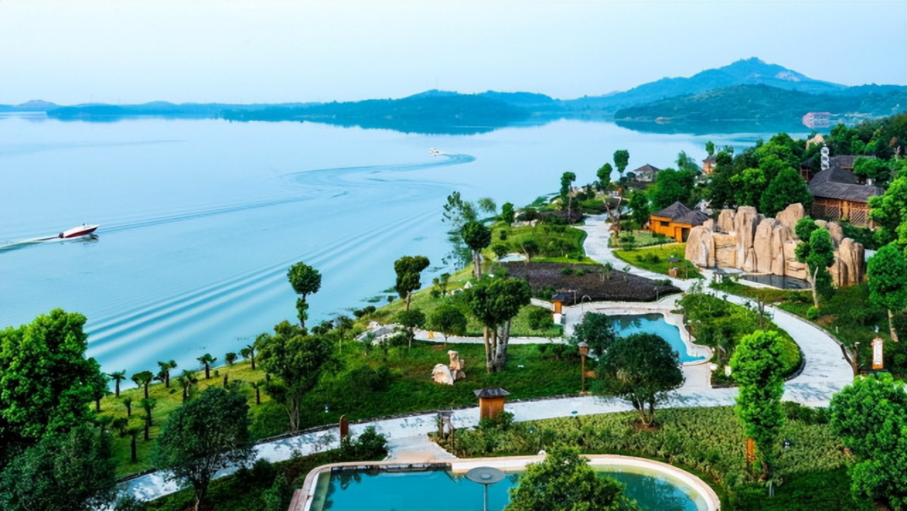 湖北宝藏旅游景点,湖北的宝藏旅行地恩施