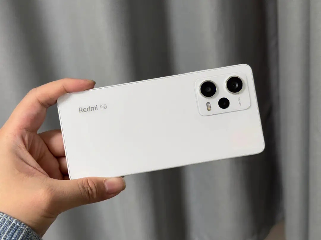 小米1亿像素和imx766,小米11亿像素和imx766哪个好