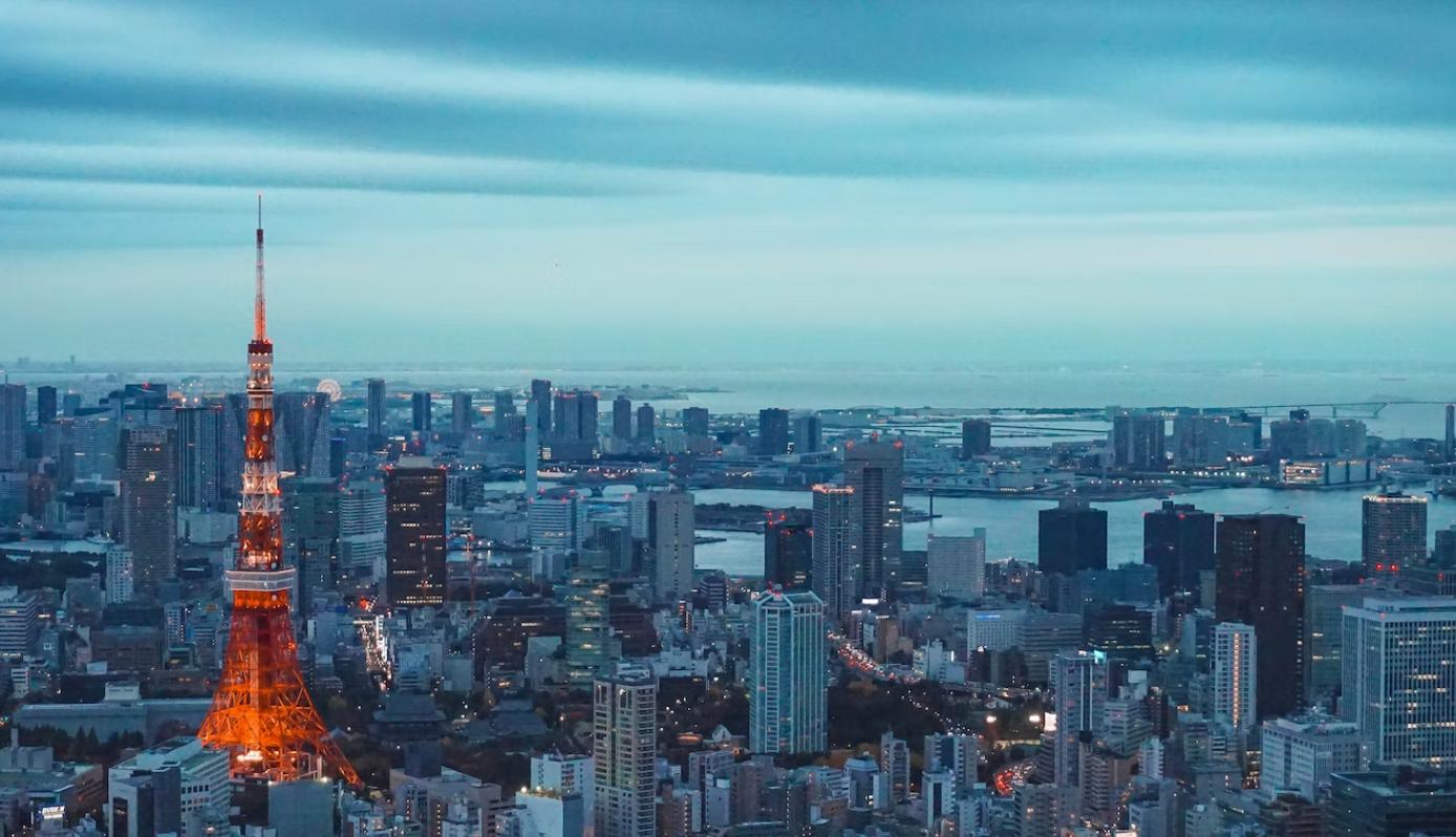 日本大衰退时期普通民众怎么生活,日本未来出路在哪里