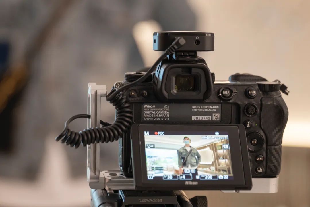 小型移动麦克风推荐,无线一拖二手持麦克风推荐