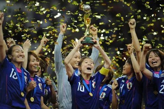 冰火两重天的较量,冰火两重天足球