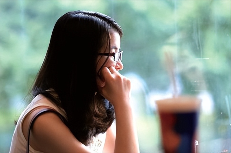 女人薄情会有这几种表现,薄情的女人有哪些表现