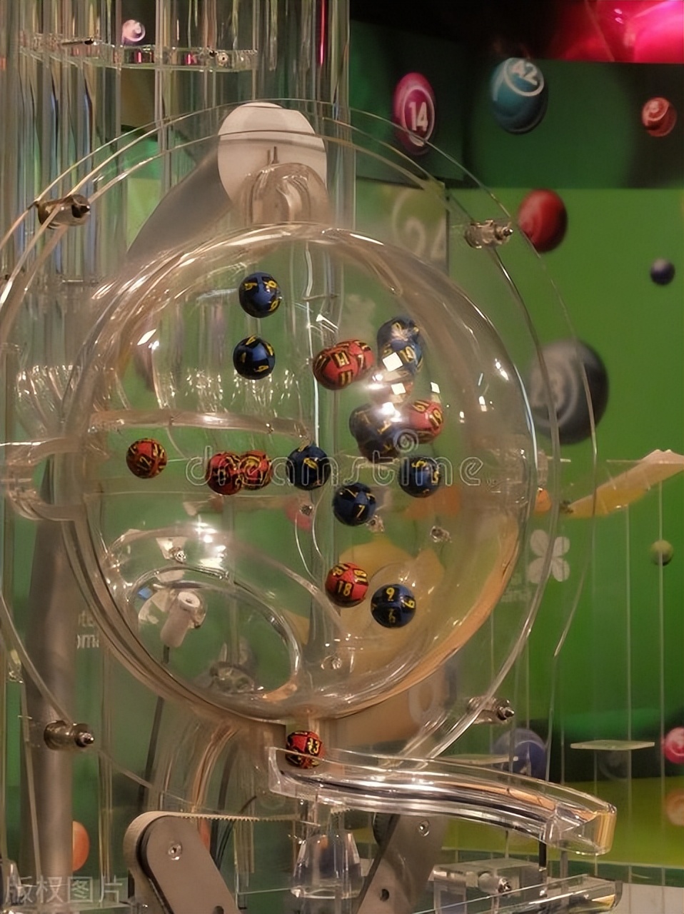 买彩票哪类彩票更易中奖,彩票要经常买还是偶尔买容易中奖