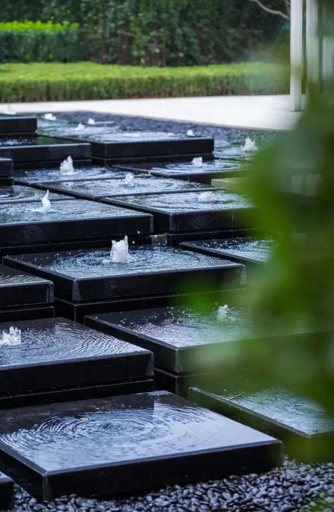 自然跌水景观,水幕瀑布跌水景观效果图