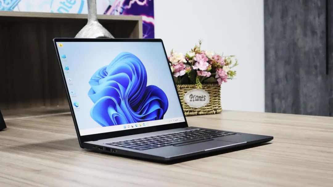 测评|一台商用笔记本电脑应该具备哪些特性?