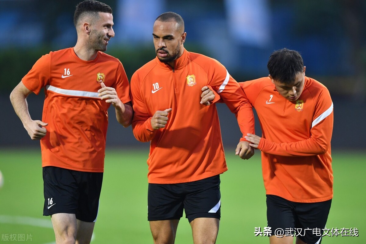 李金羽精彩进球,李金羽攻进联赛第100球