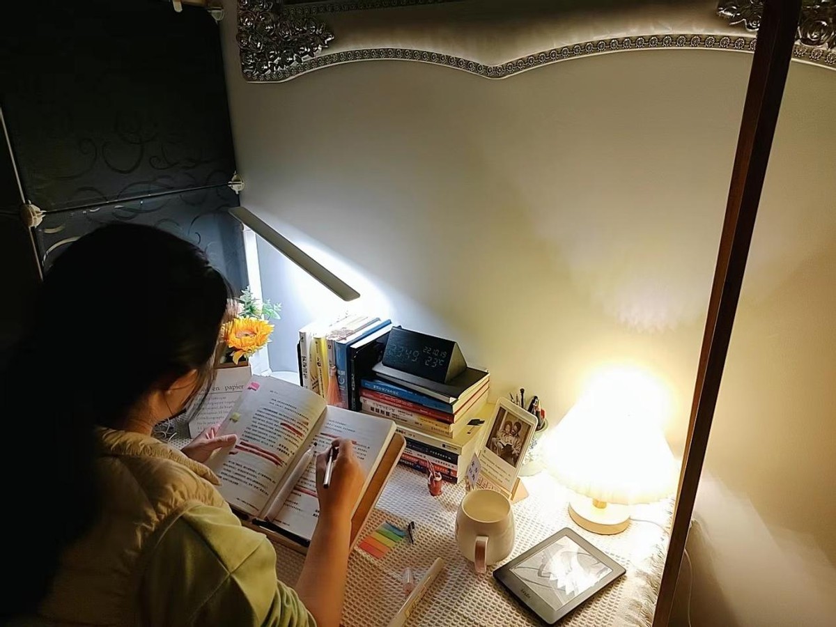 专职写作5年靠自媒体写作赚到了,靠自媒体写作怎么实现年入100万