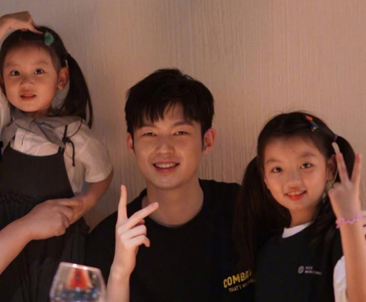 抖音网红年龄一直在变,抖音走红原因