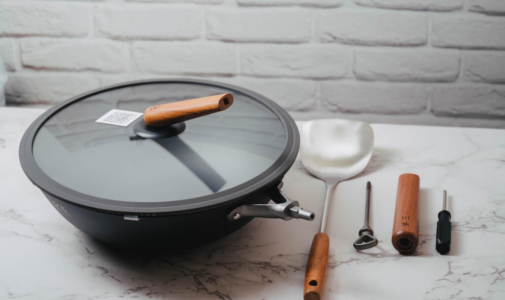 炒菜不生锈，三禾窒氮防锈轻铁锅体验