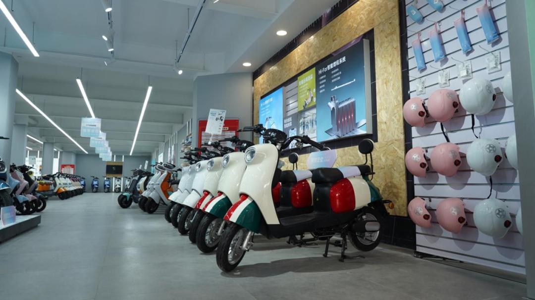 哈啰新零售电动车,哈啰第一代共享电动车投入市场