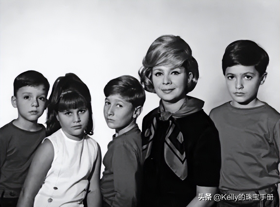 传奇女性系列｜镀金百合：LilySafra巴西女首富的故事